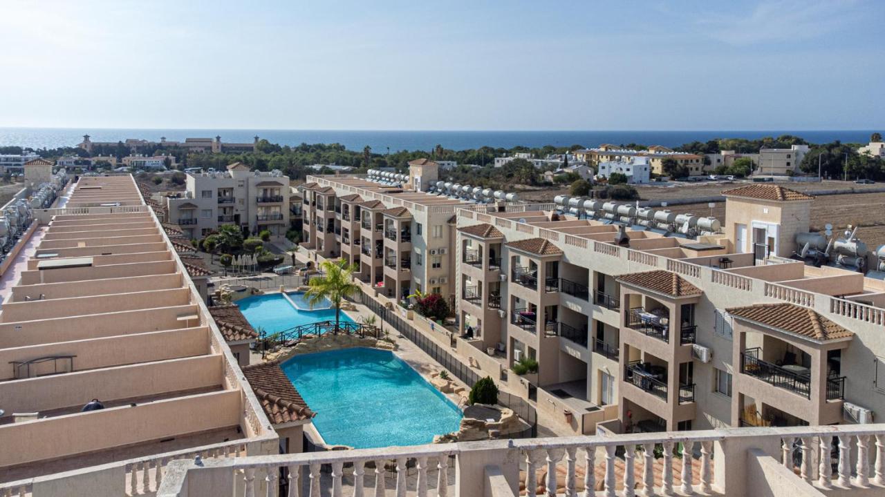 Royal Seacrest Crown-Jewel, 2B, Pools, Sea, Center Paphos Exterior foto